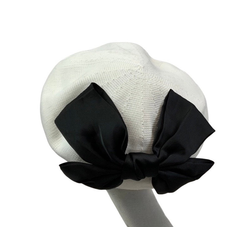 Vintage Black White Large Bow Beret