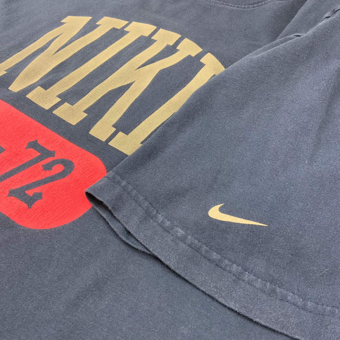 Vintage Y2K Nike T-Shirt Black M
