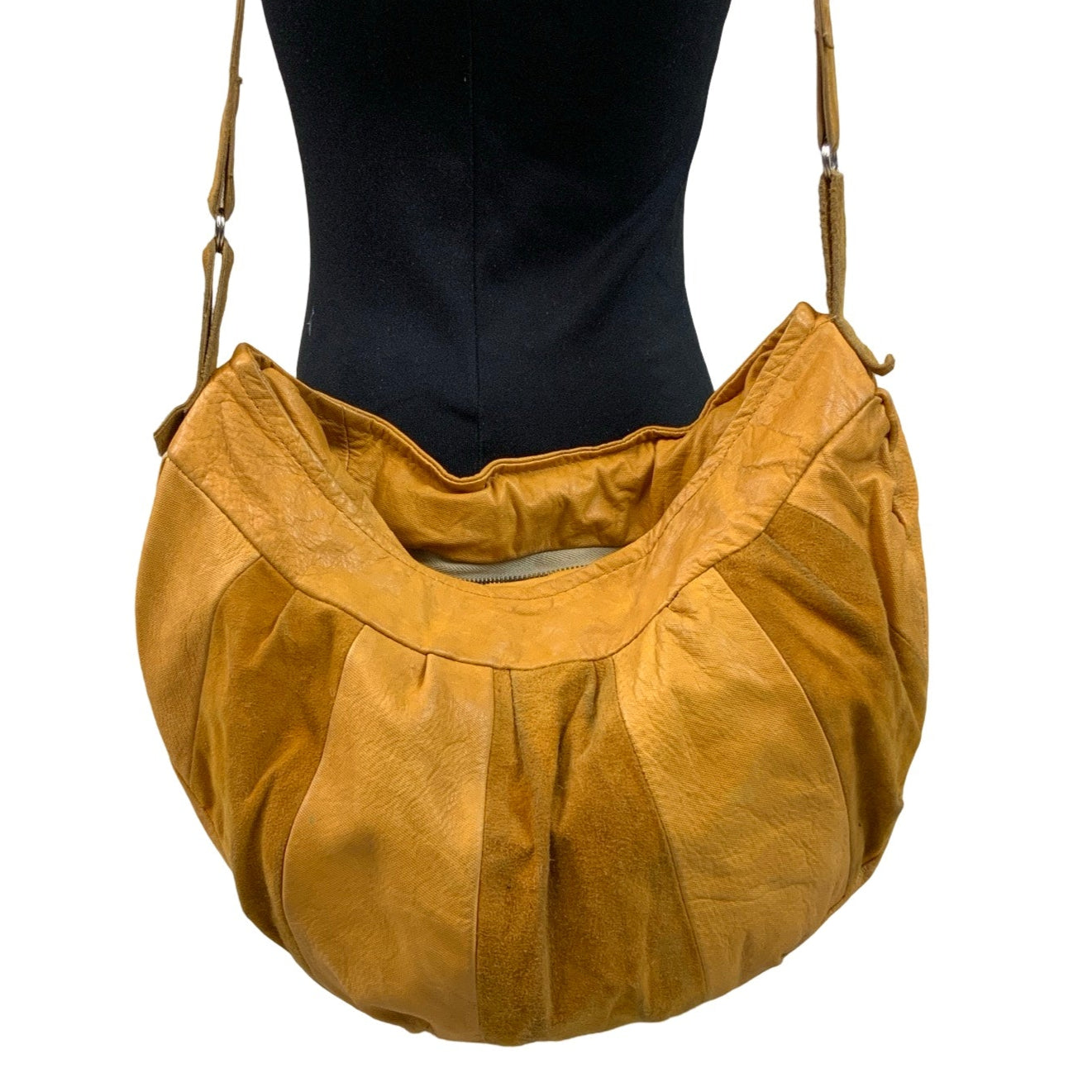 Vintage 90s Mustard Yellow Retro Crescent Leather Shoulder Slouchy Hobo Handbag