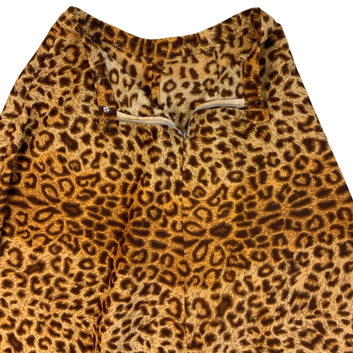 Vintage 90s Leopard Print Round Swing Midi Skirt XS 8