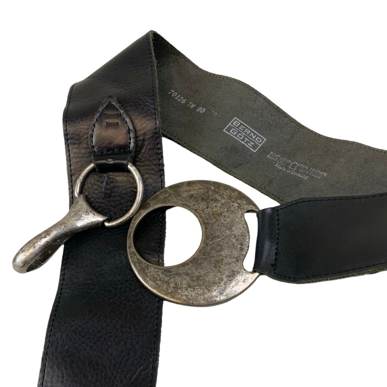 Vintage 80s 90s Black 'Bernd Götz' Genuine 'Echt Lewder' Leather Worn Silver Circle Buckle Belt