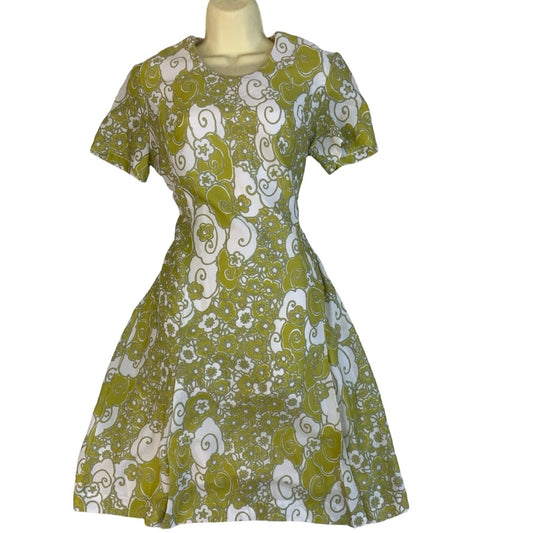 Vintage 60s 70s 'Diolen Apart' Green White Floral Mini Dress M 14