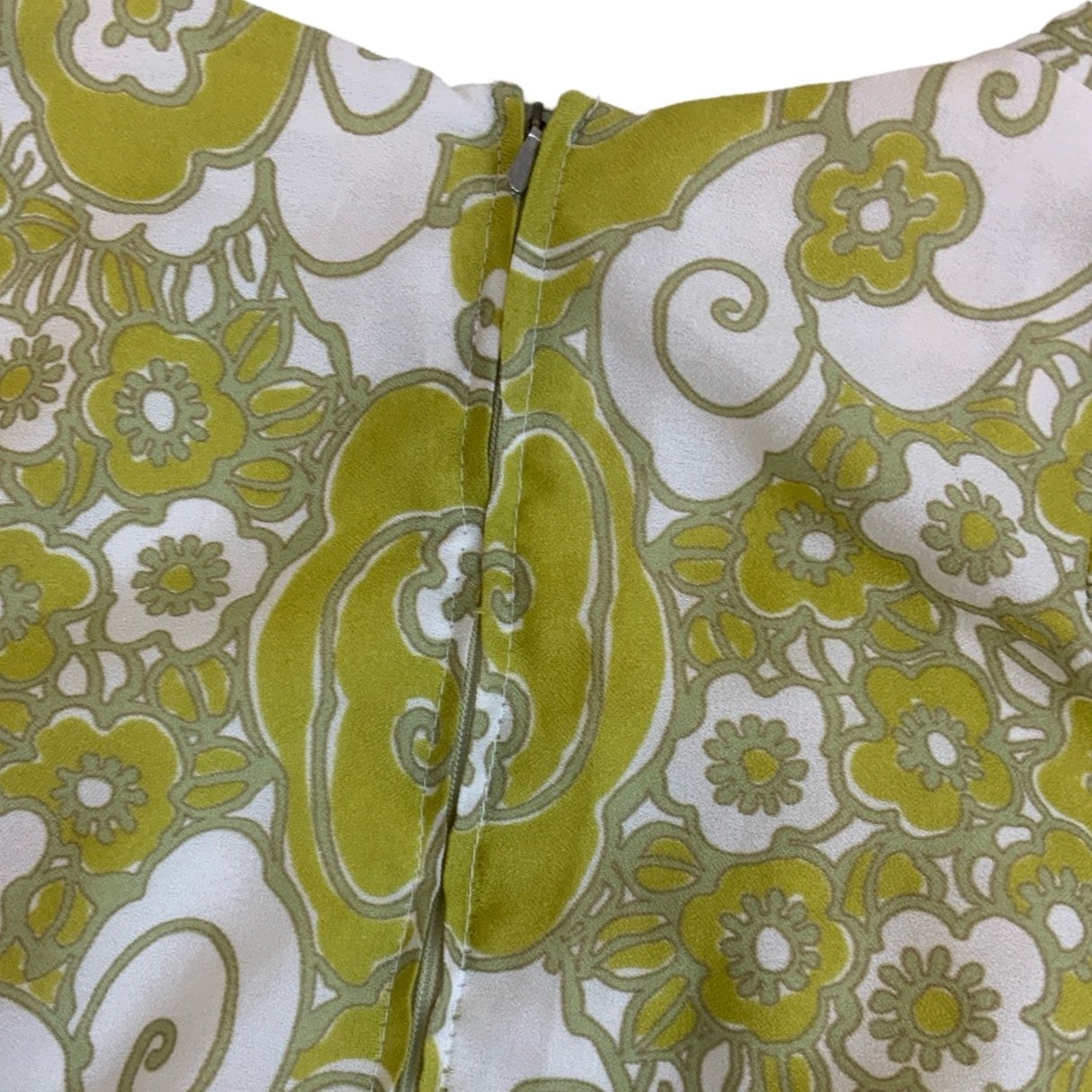 Vintage 60s 70s 'Diolen Apart' Green White Floral Mini Dress M 14