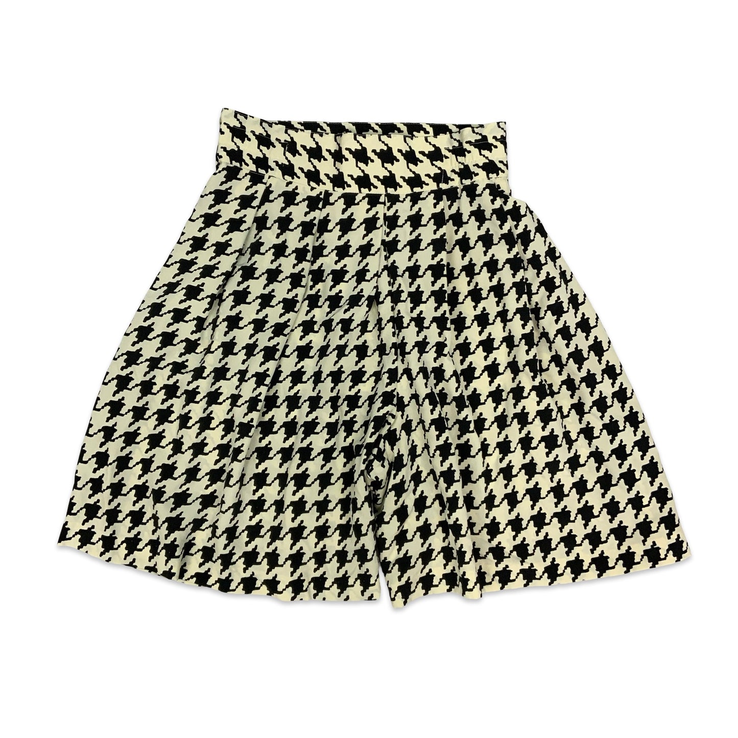 Vintage Black & White Houndstooth Pleated Shorts 8