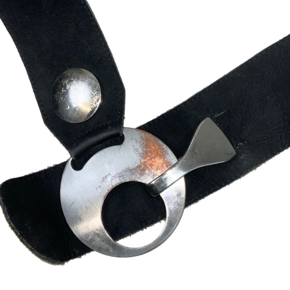 Vintage 80s 90s ‘Bernd Götz’ Black Suede Leather Distressed Silver Circle Buckle Belt