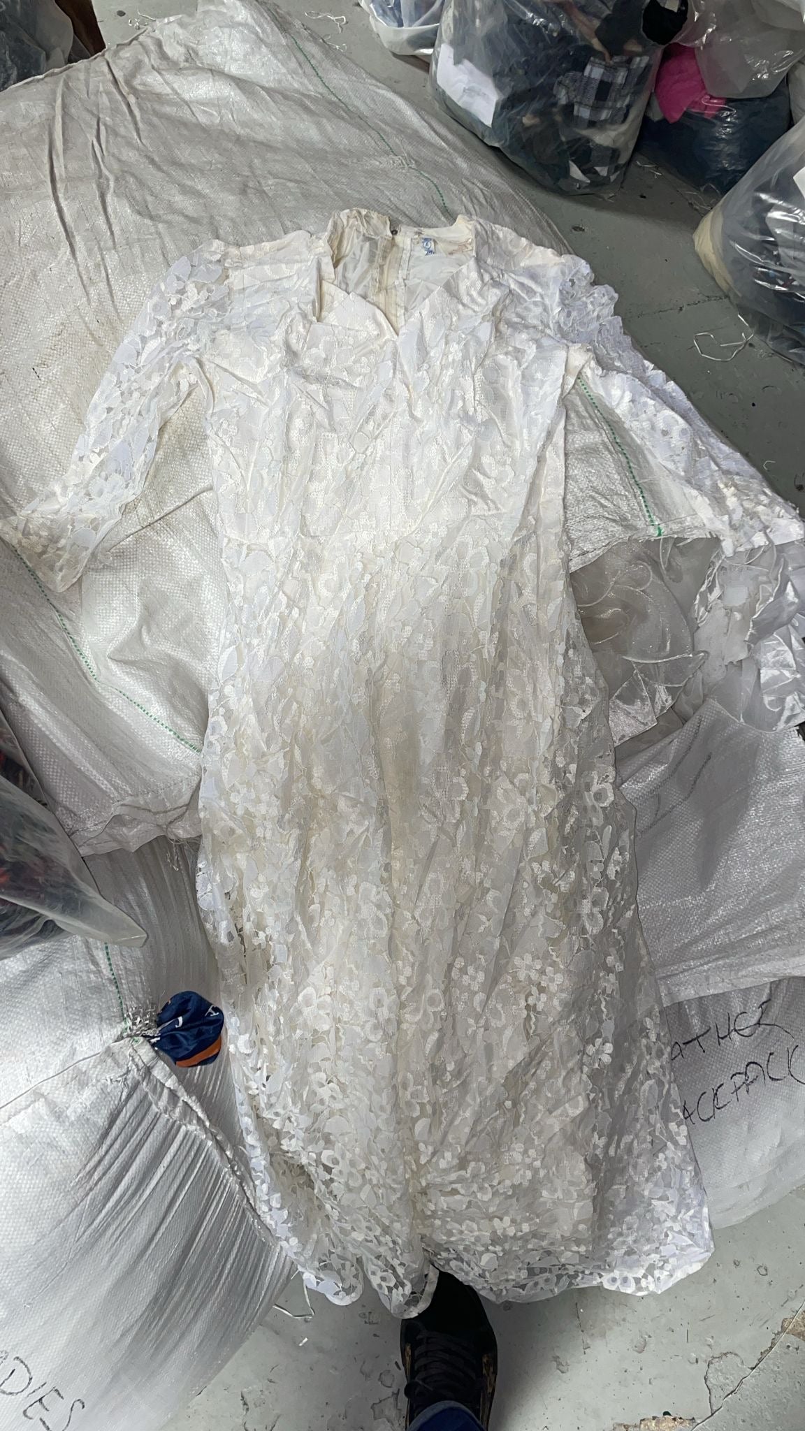 Wedding Dress 33kg / 66kg (Unopened Bale Wholesale)