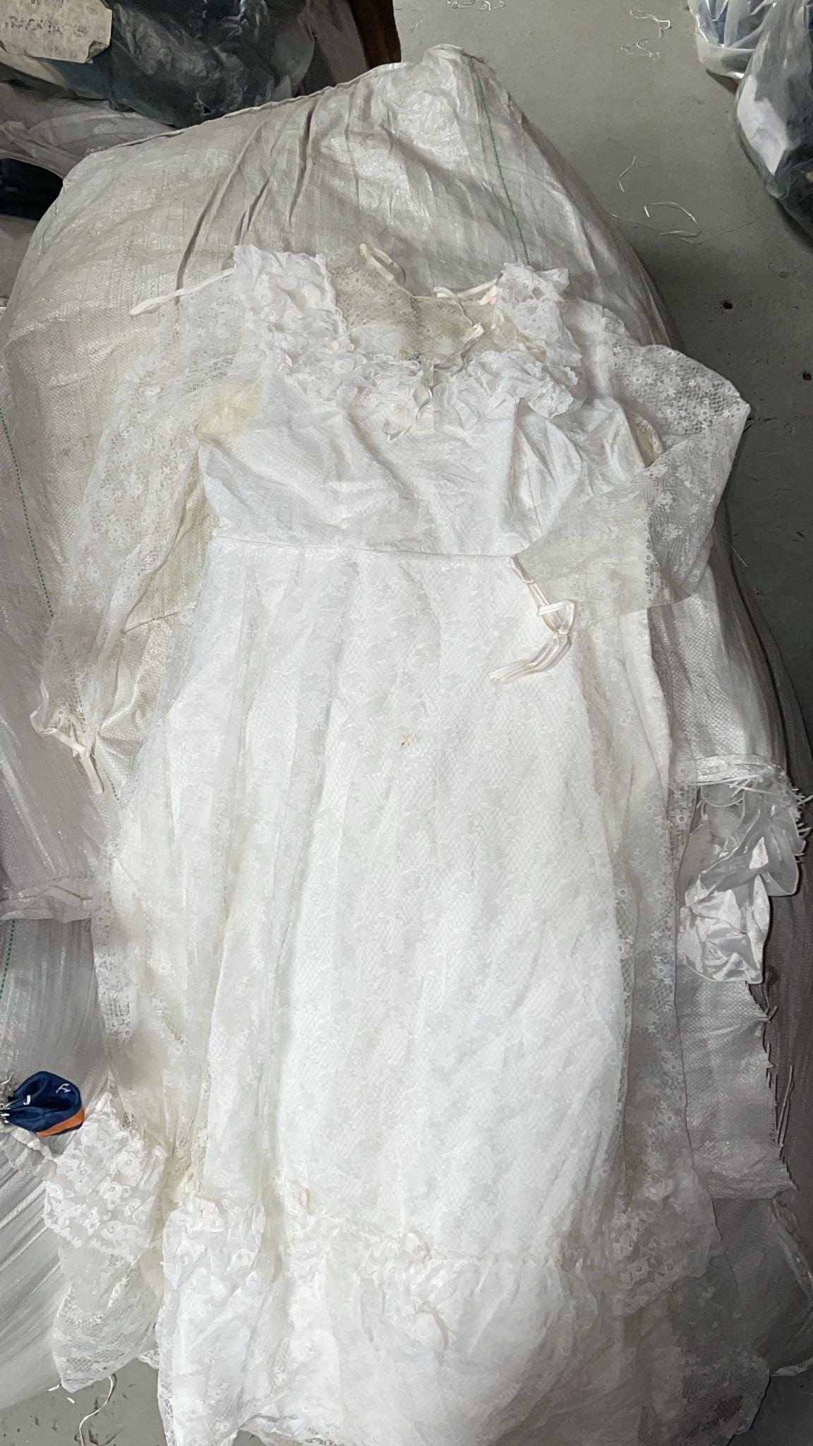 Wedding Dress 33kg / 66kg (Unopened Bale Wholesale)