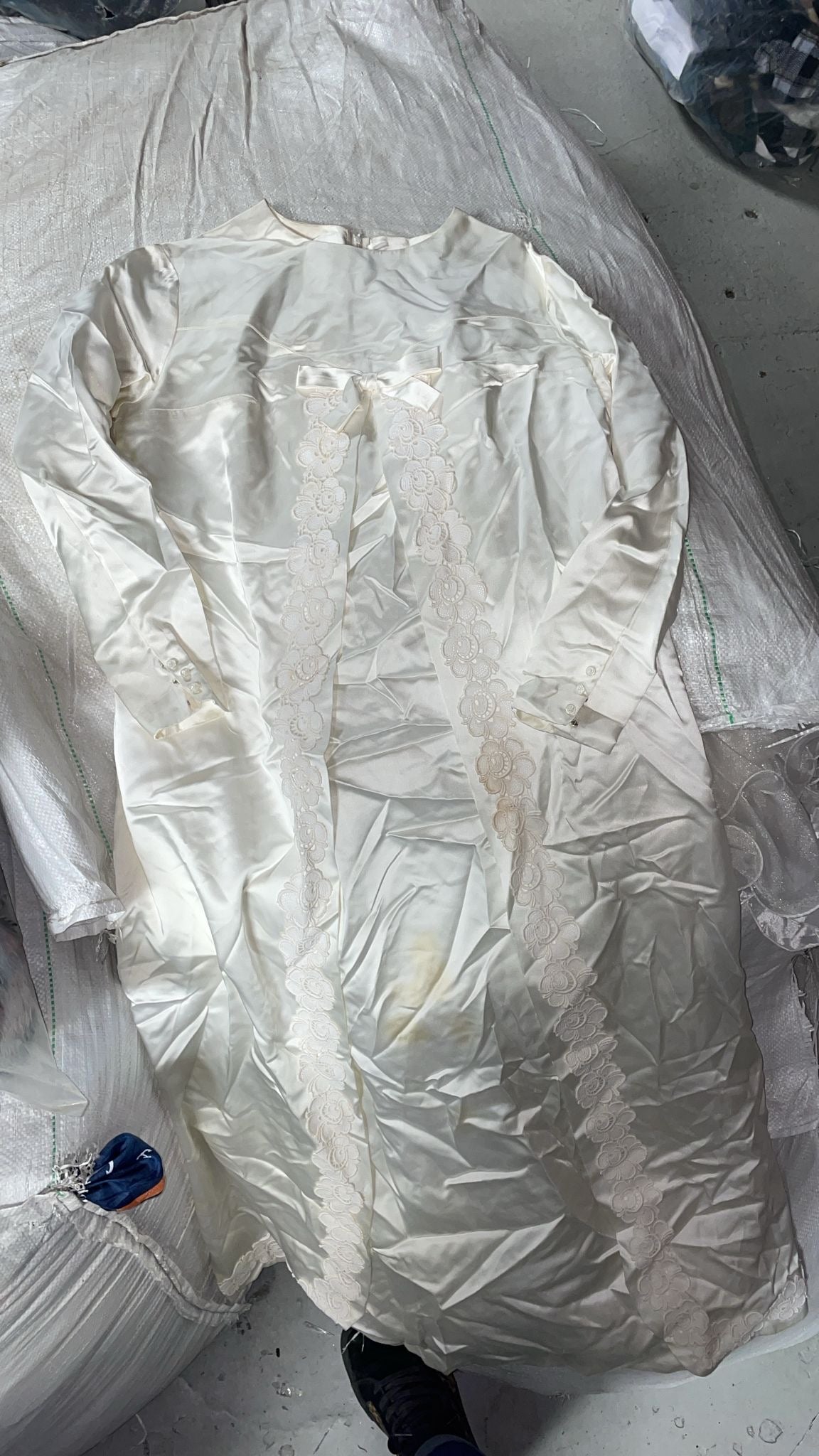 Wedding Dress 33kg / 66kg (Unopened Bale Wholesale)