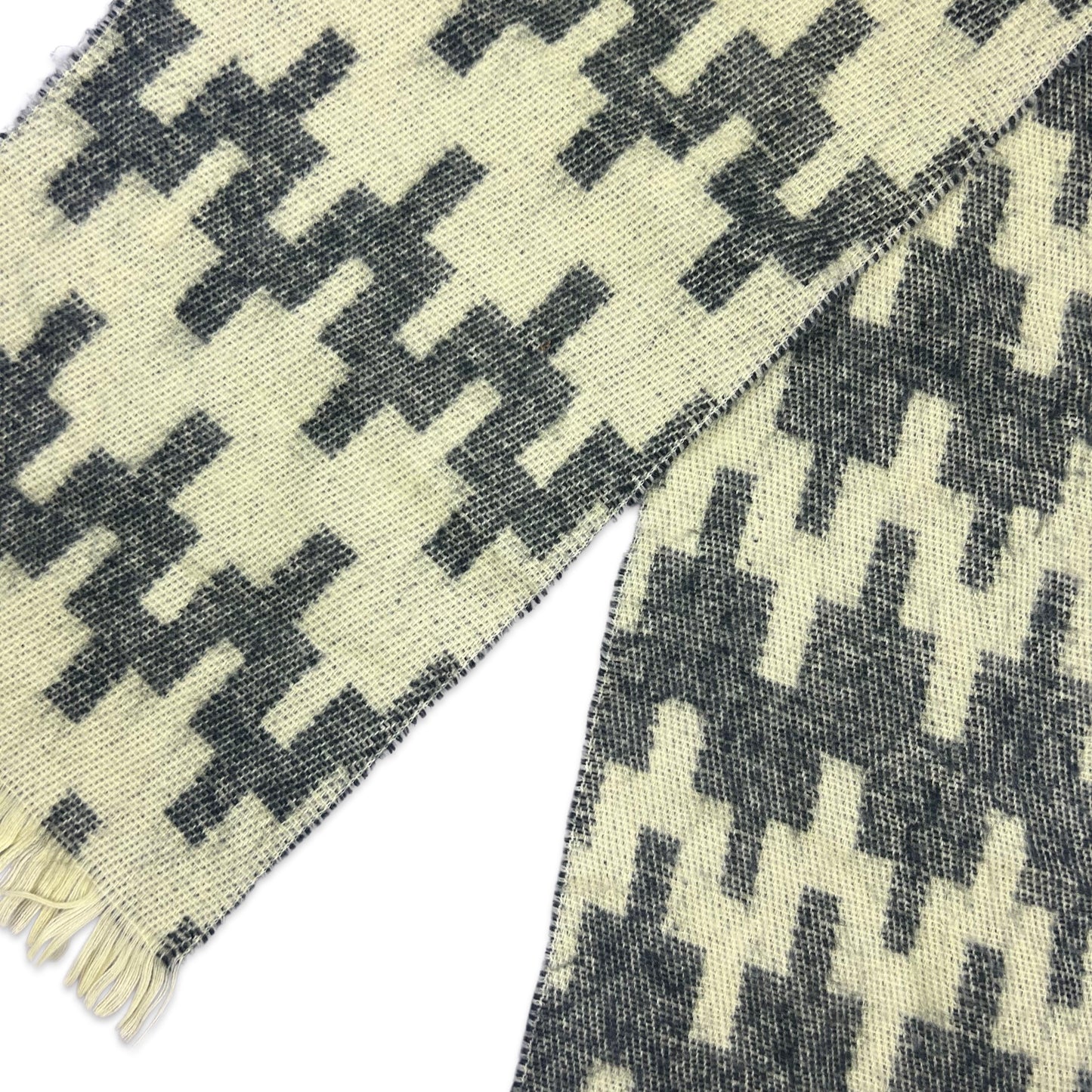 Vintage Chevron Knit Scarf Yellow Black