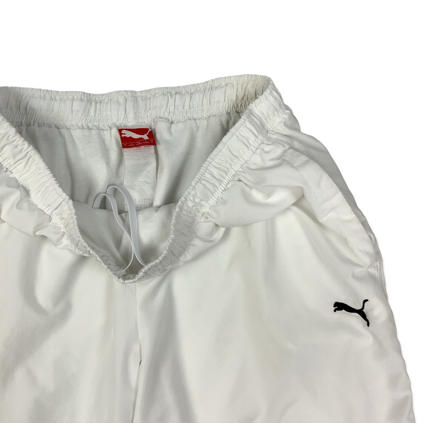 Puma White Sports Shorts M L